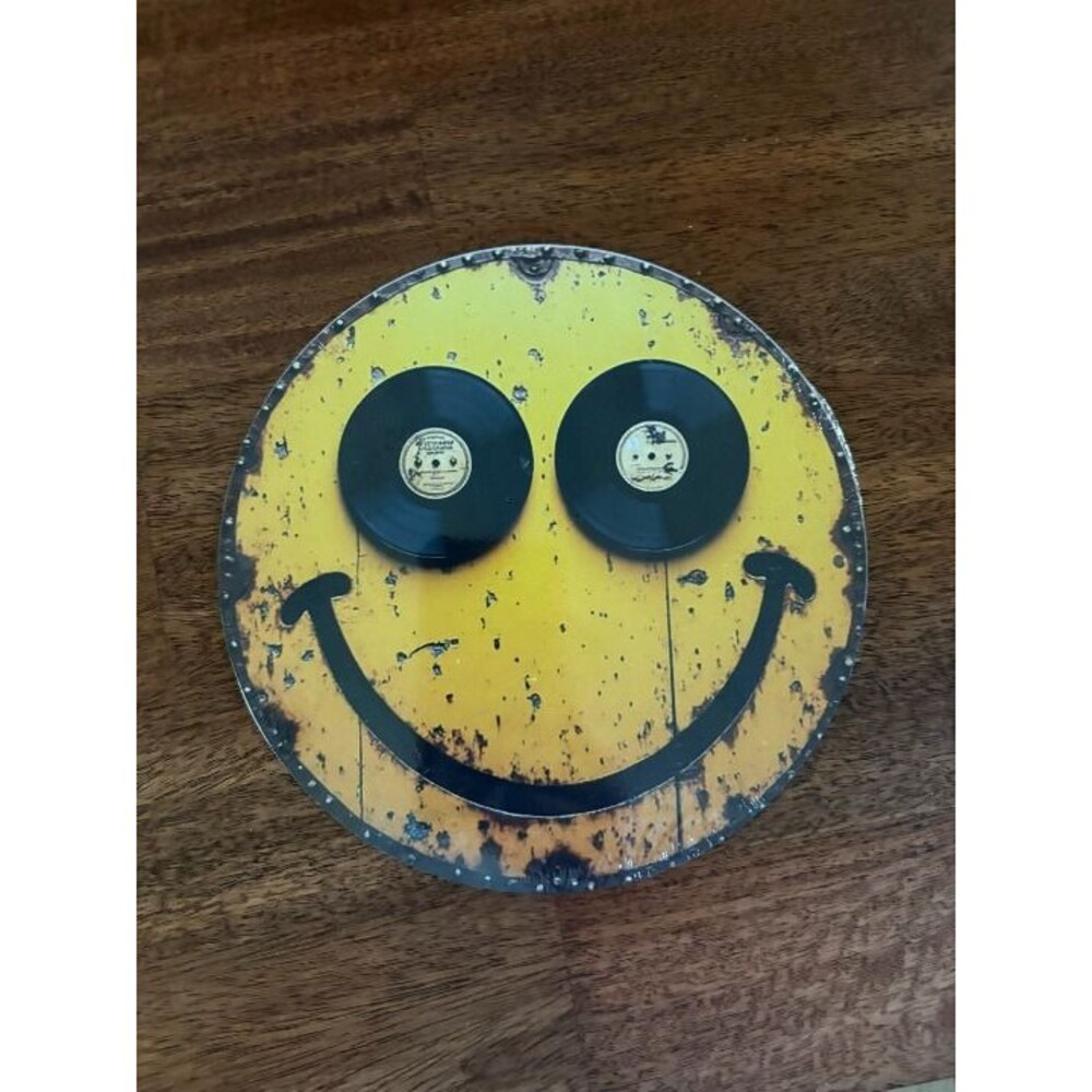 Vintage Style Vinyl Record Smiley Face Round Metal Sign 8" – Retro Style Music